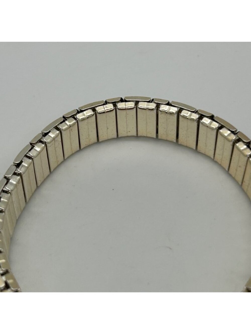 Vintage Gold Tone and Silver Tone Stretch Expansion Bracelet Mid Century Classic - Picture 4 of 14